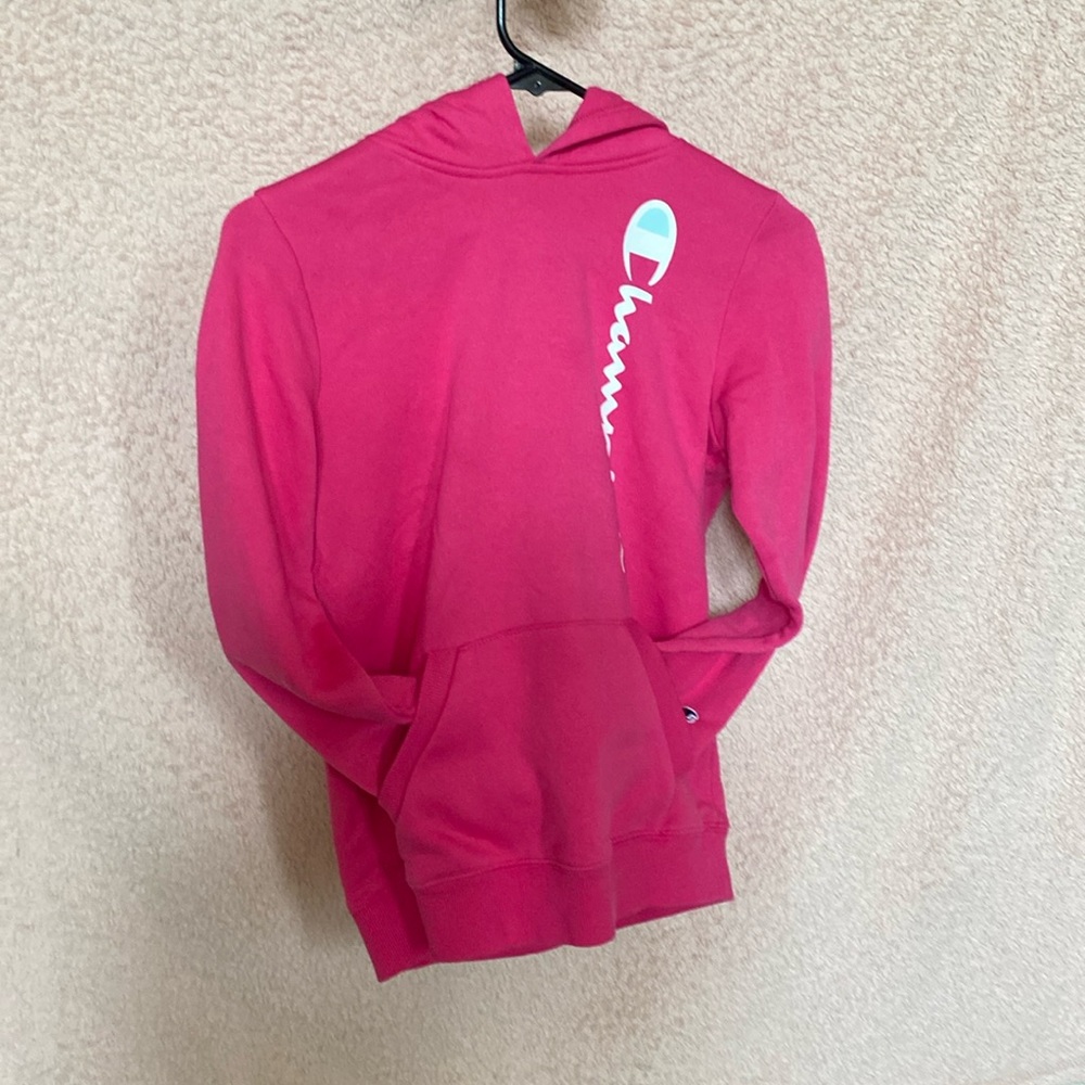 “Champion” hoodie
